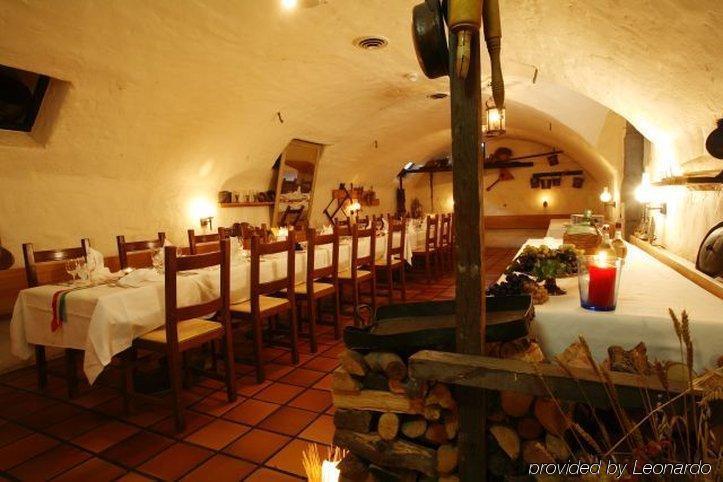 Hotel & Restaurant Sternen Muri Bei Bern Restoran gambar
